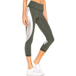 Vimmia SET Radiant Leggings/sports Bra In Silver/Army Green Sz XS